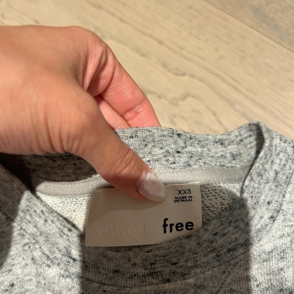 Wilfred Cropped Sweater - Picture 2 of 2